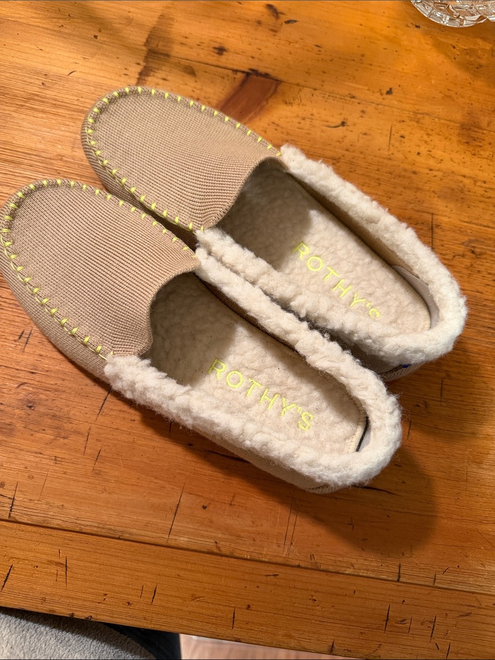 Rothy's Beige and Cream Fleece-Lined Slippers